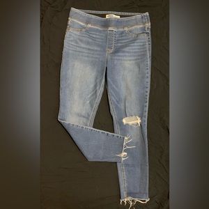 Super Skinny Jegging by Old Navy - size 12